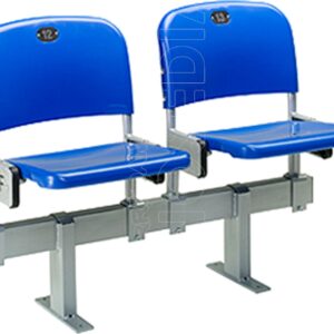 Seduta tip-up su trave, rispondente alle raccomandazioni UEFA e omologata FIBA. Composta da sedile e schienale in polipropilene, supportati da telaio in metallo: robusto, design classico, comodo e versatile.